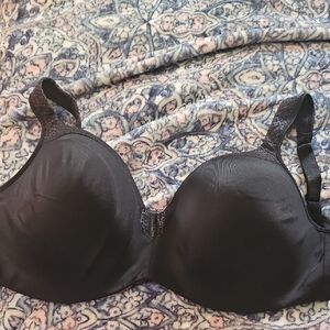Playtex Black Seamless Underwire T-Shirt Bra